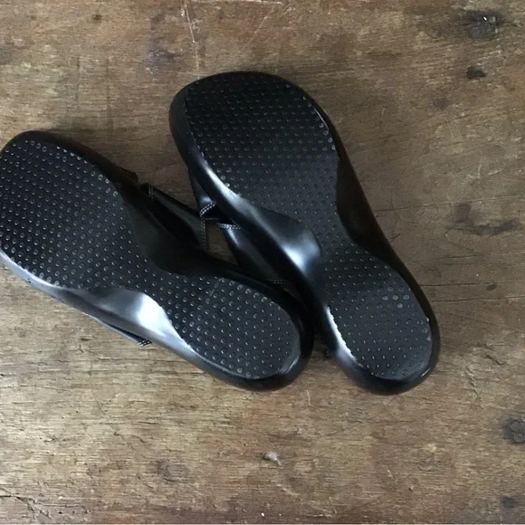 Enzo Angiolini Black Leather Slides - Picture 6 of 7